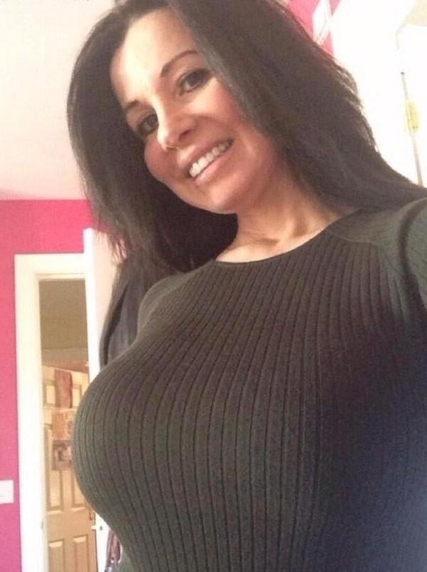 25P Busty Milf Fanny