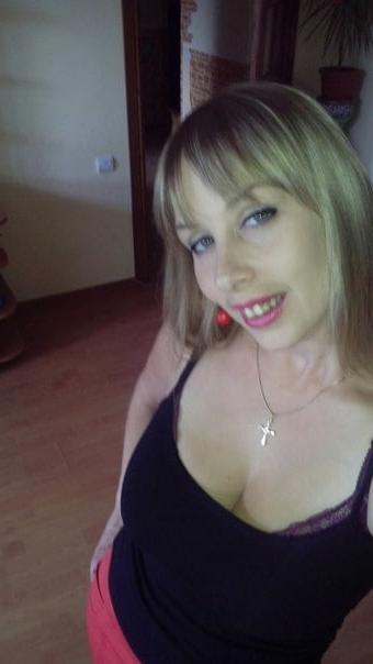 21P Busty Russian Woman 34