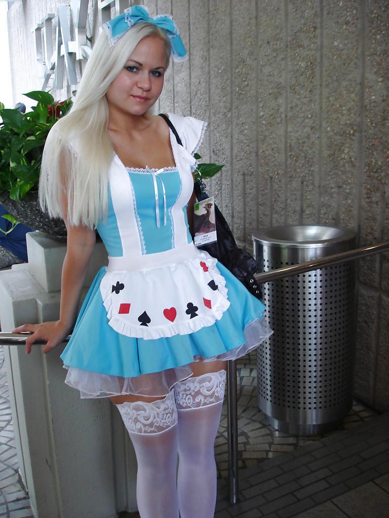 25P Cosplay Girls (Alice)