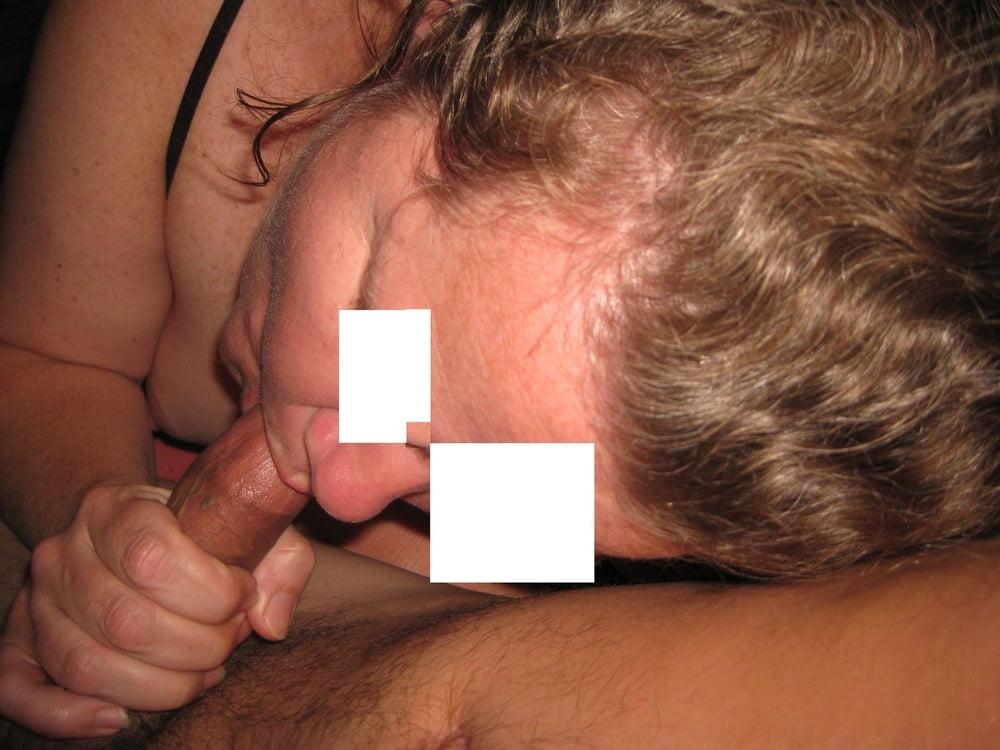 25P me sucking dick