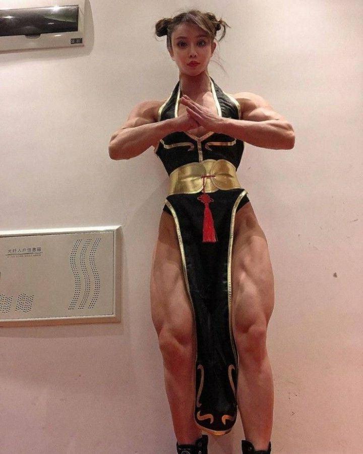 23P Yuan Herong - Chun-Li Cosplay Gallery