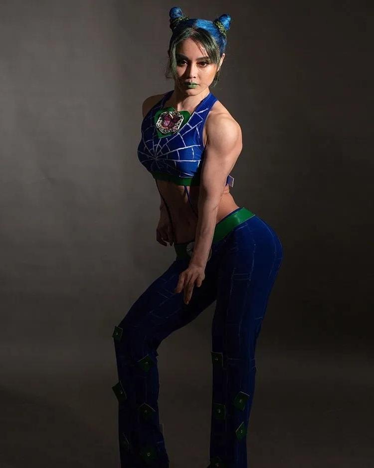 17P Yuan Herong - Jolyne Kujo Cosplay Gallery