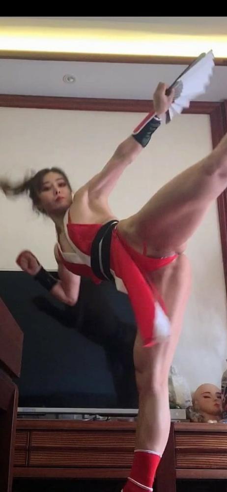 14P Yuan Herong - Mai Shiranui Cosplay Gallery