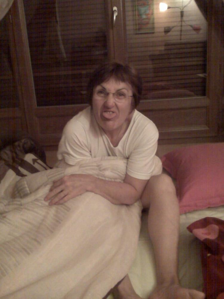 19P French Granny
