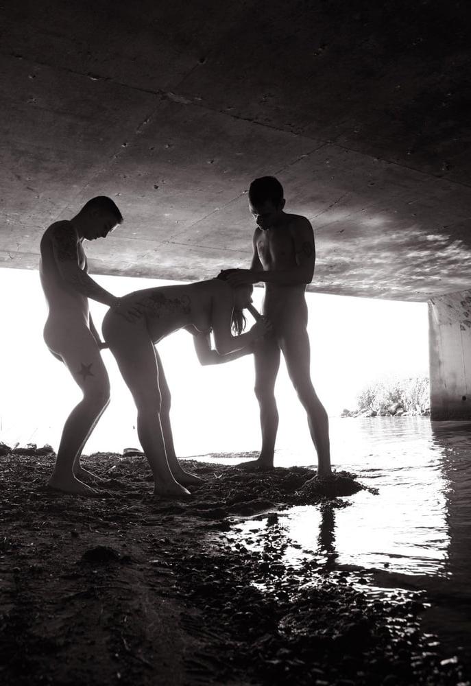 25P Big Toy and Dick Play