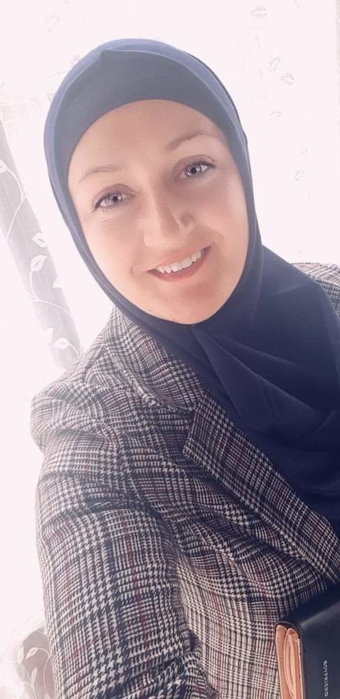 25P Turbanli Fatme busty hijab slut