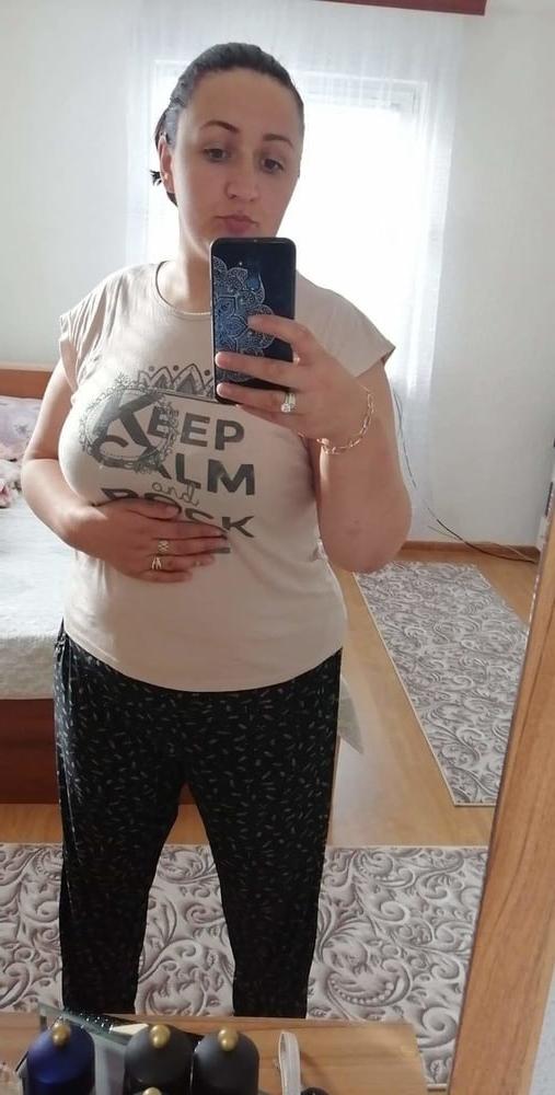 25P Turbanli Fatme busty hijab slut