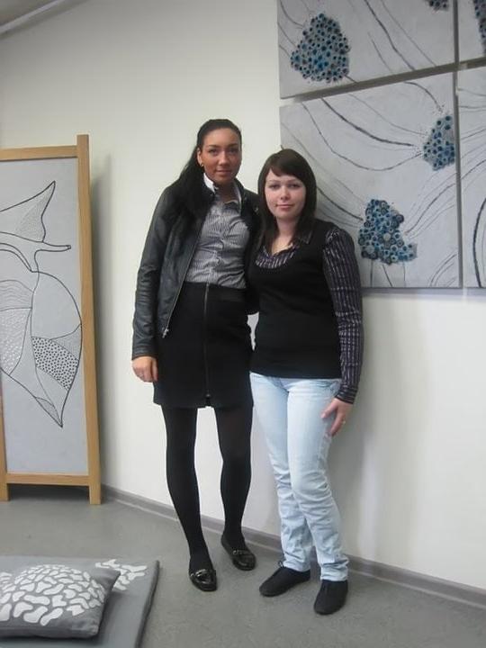 25P sexy females in tights pantyhose nylons 86