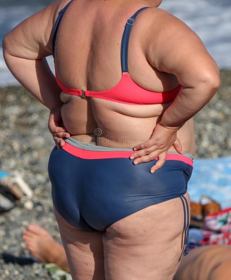 25P FAT MATURE SWIMSUIT