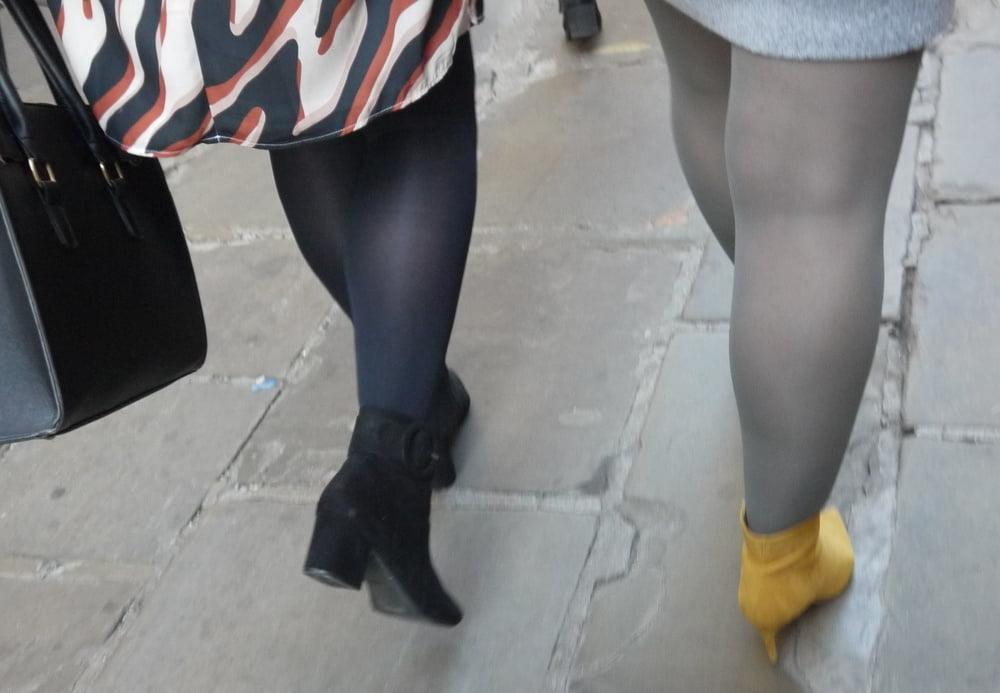 25P sexy mature out and about in pantyhose and heels