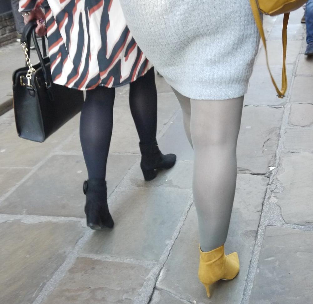 25P sexy mature out and about in pantyhose and heels