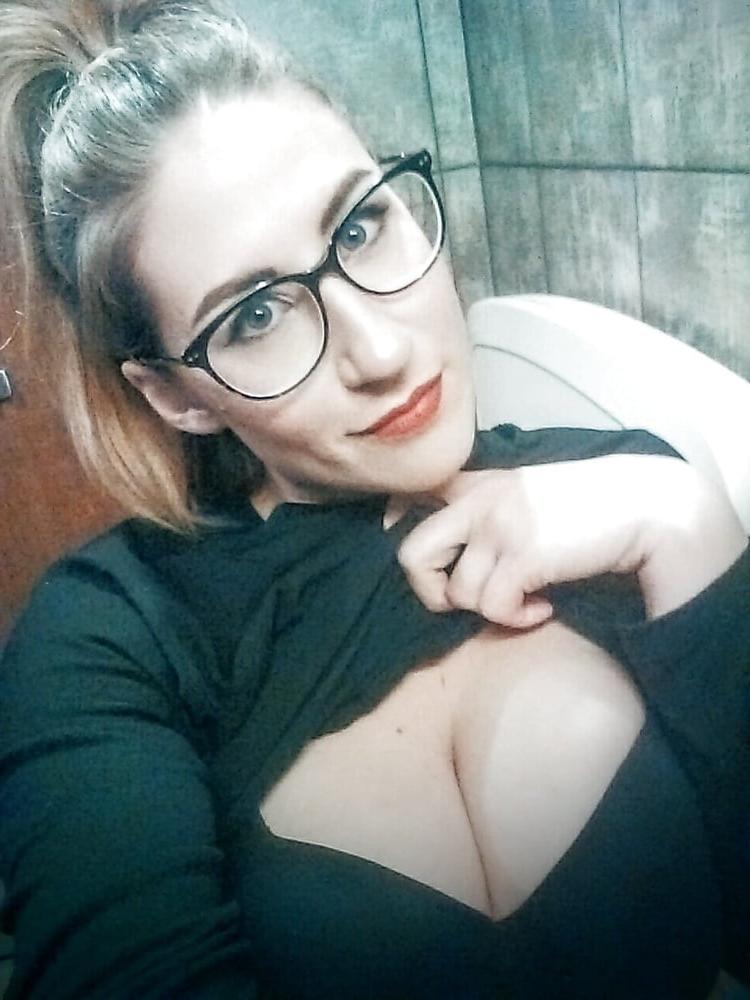 25P busty patricia top huge
