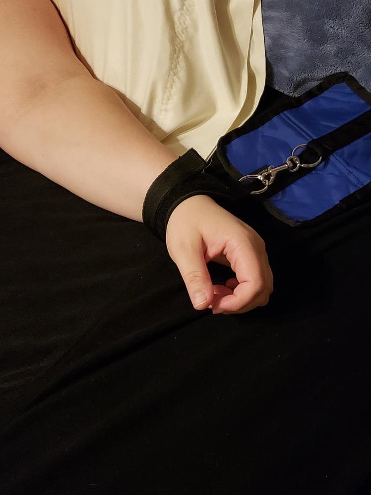 19P slave tied to the bed pt2!!!
