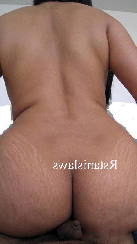 9P Busty SL Aunty showing her big tits