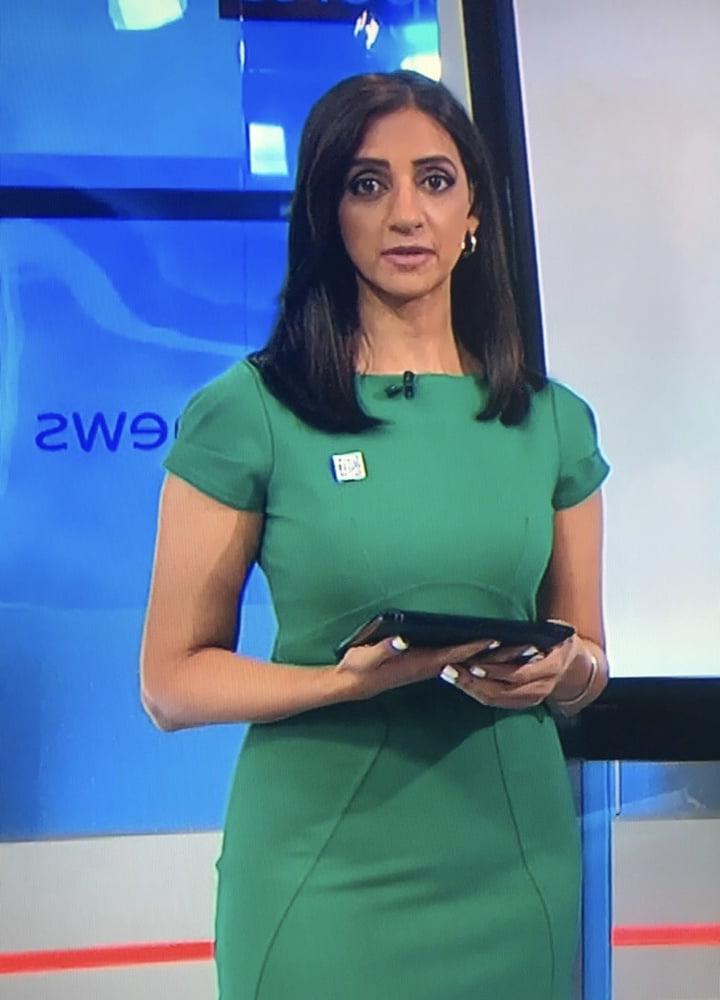 25P Wanking Hard For Bela Shah In Green Tight Dress (Sky Sports)
