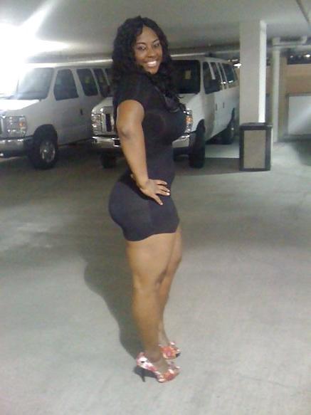 14P Thick in that Dress