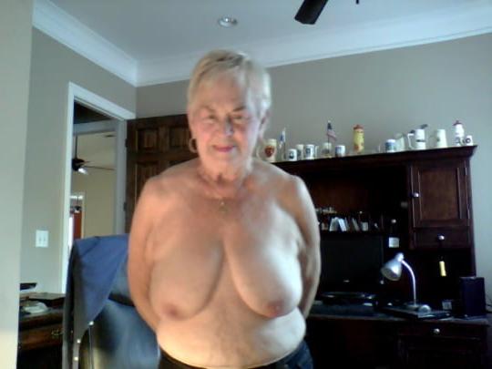 25P Dirty Grannies &amp; Old Moms