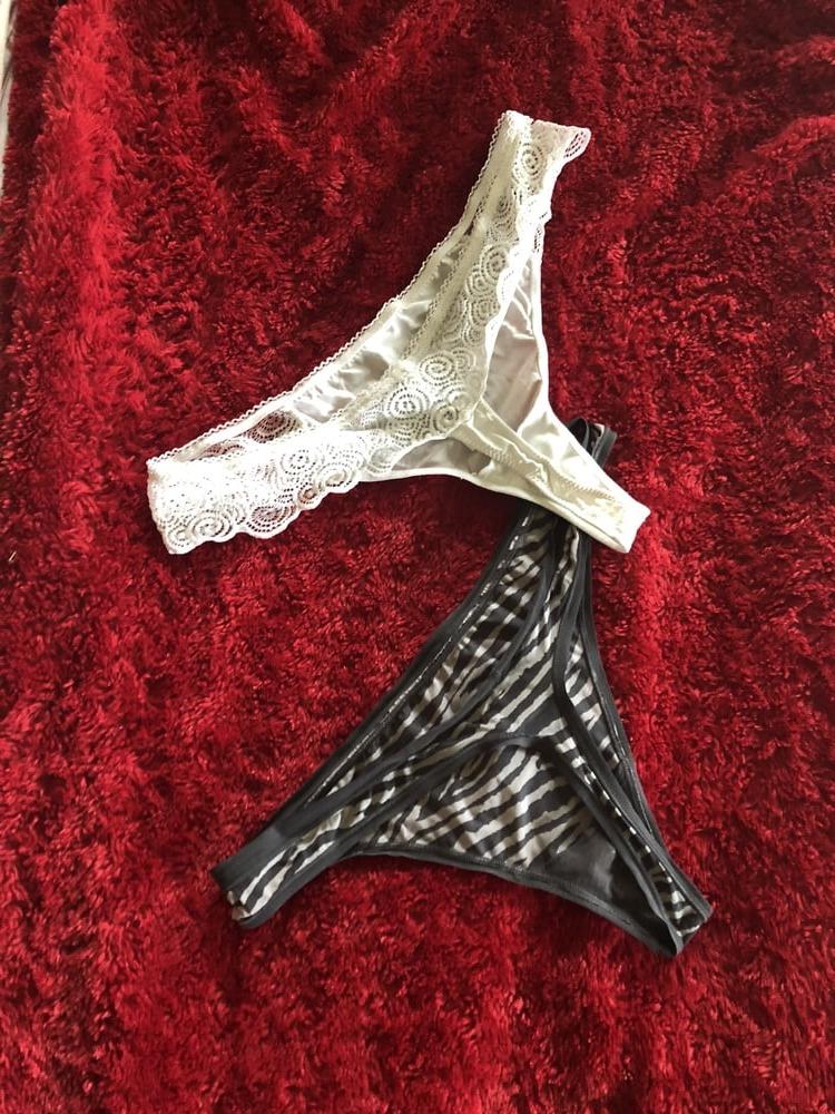 11P Milfs dirty panties