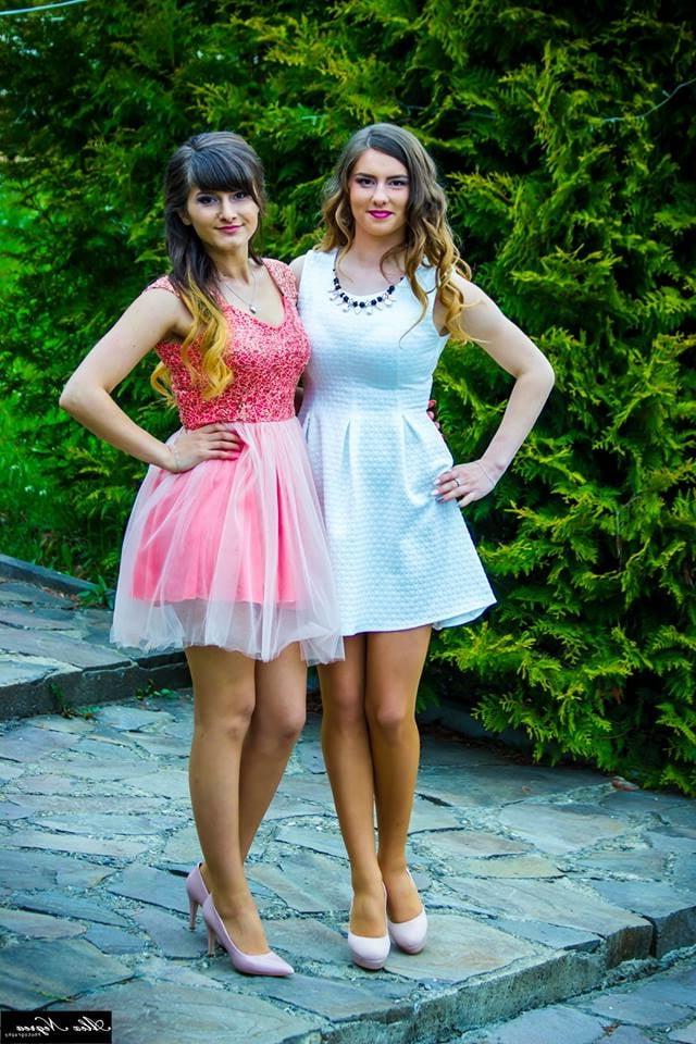 25P sexy females in tights pantyhose nylons 84