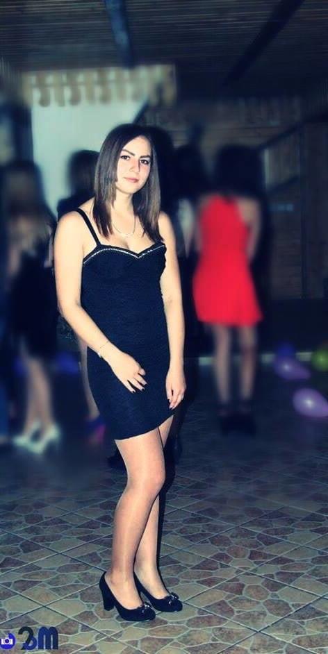 25P sexy females in tights pantyhose nylons 84