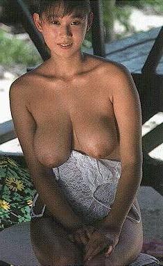 25P Asien Busty Girls