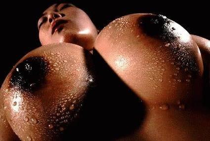 25P Asien Busty Girls