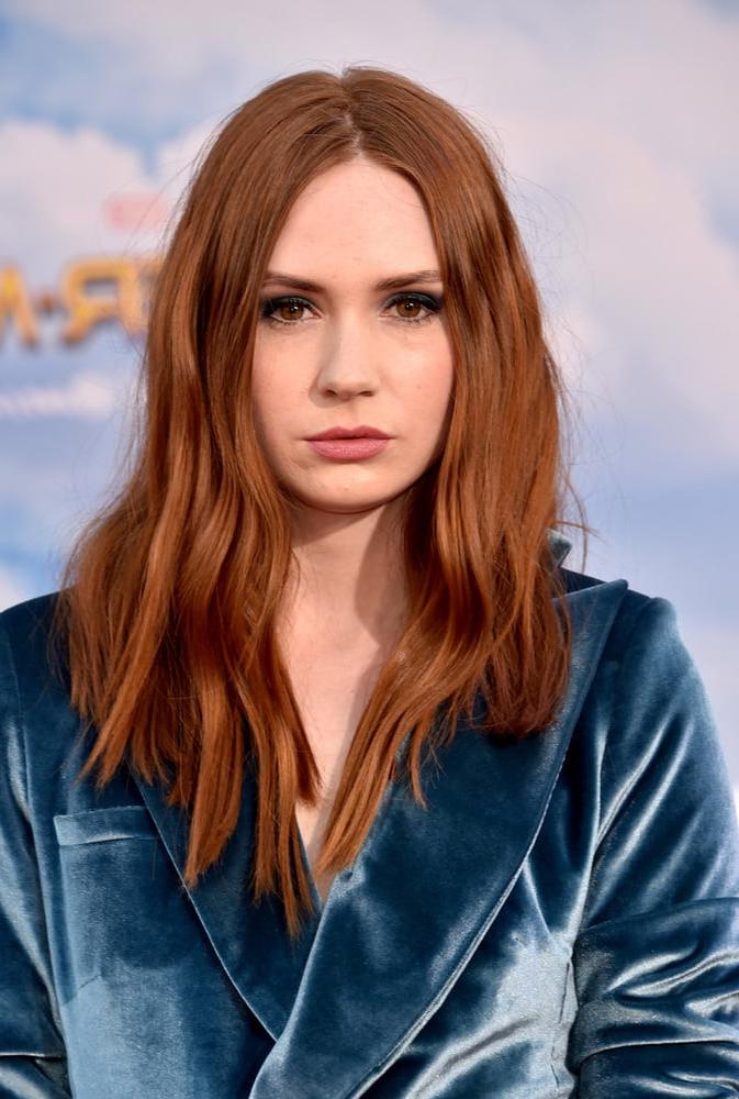 25P Karen Gillan - Blue dress