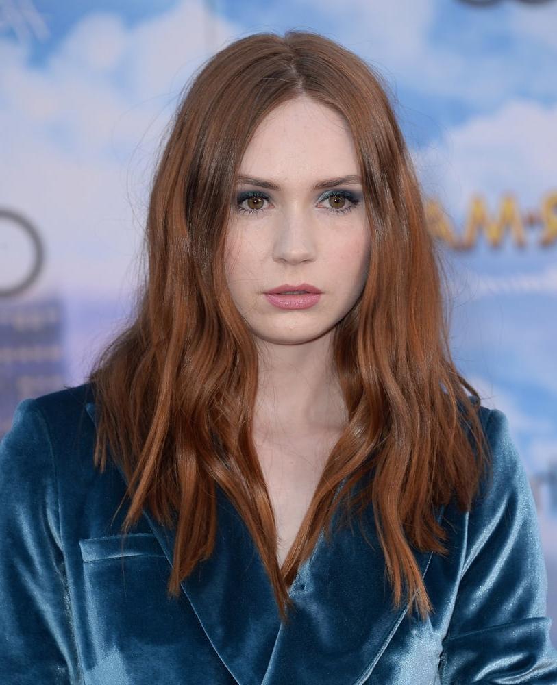 25P Karen Gillan - Blue dress