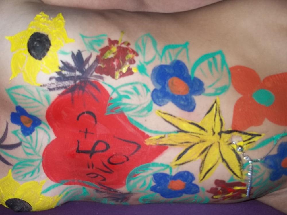 25P Body Painting