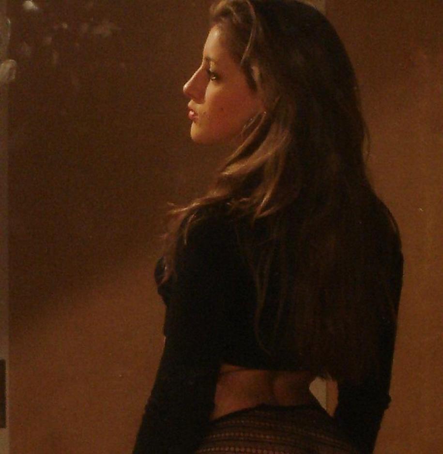 25P Teen's Ass to die for self-shots(Complete collection)