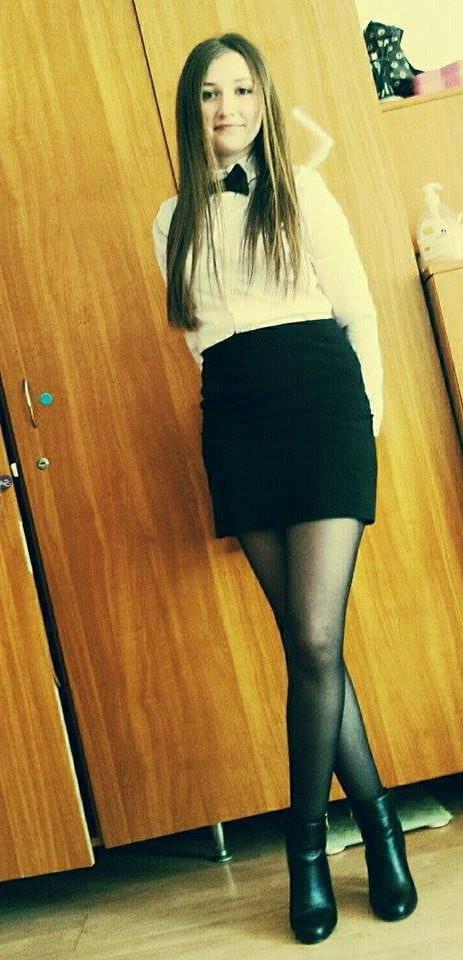 25P sexy females in tights pantyhose nylons 83