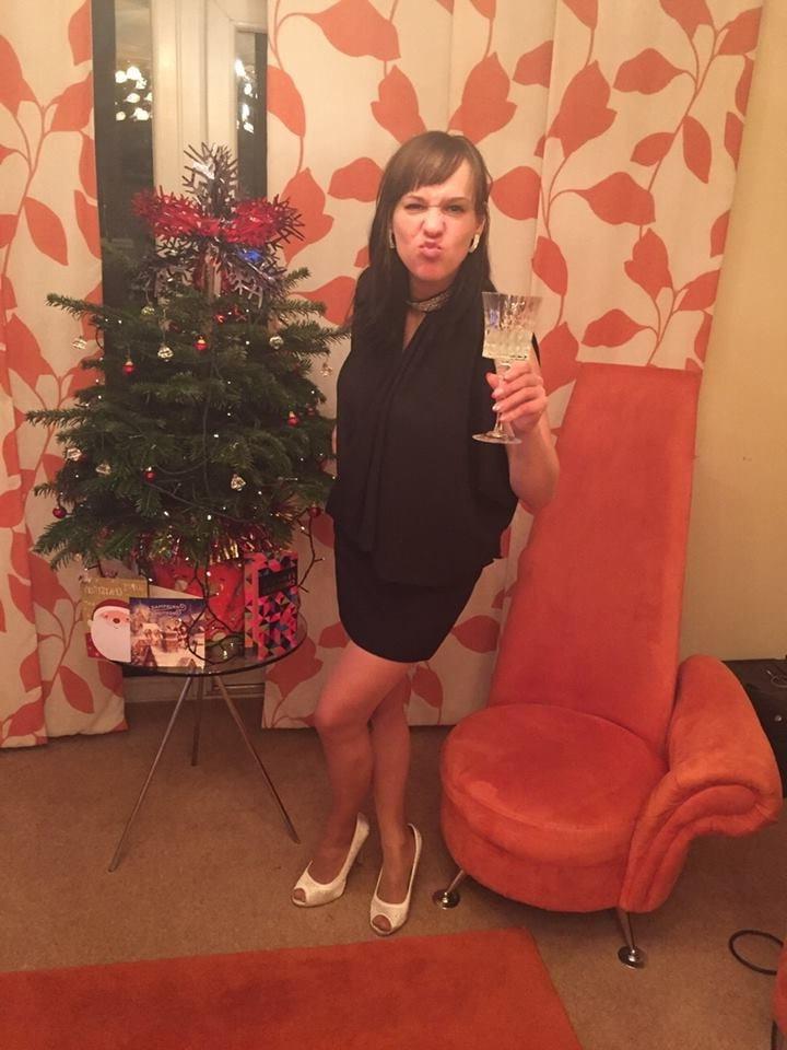 25P sexy females in tights pantyhose nylons 83