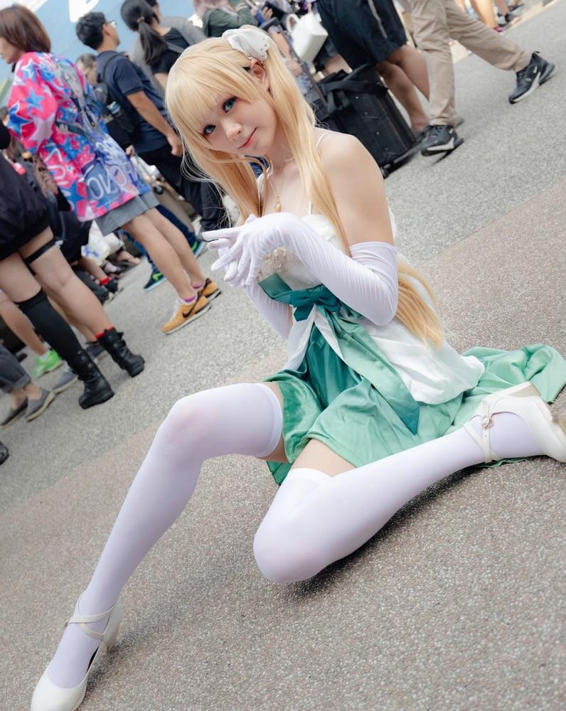 20P Cosplay Cunts in Pantyhose
