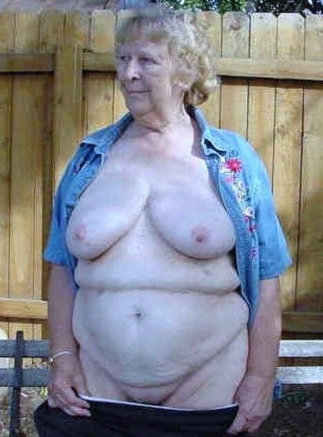 25P Dirty Moms