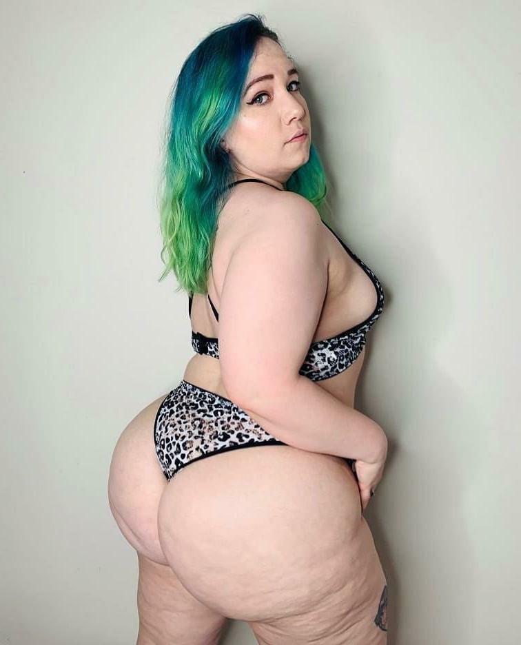 9P Cosplay bbw