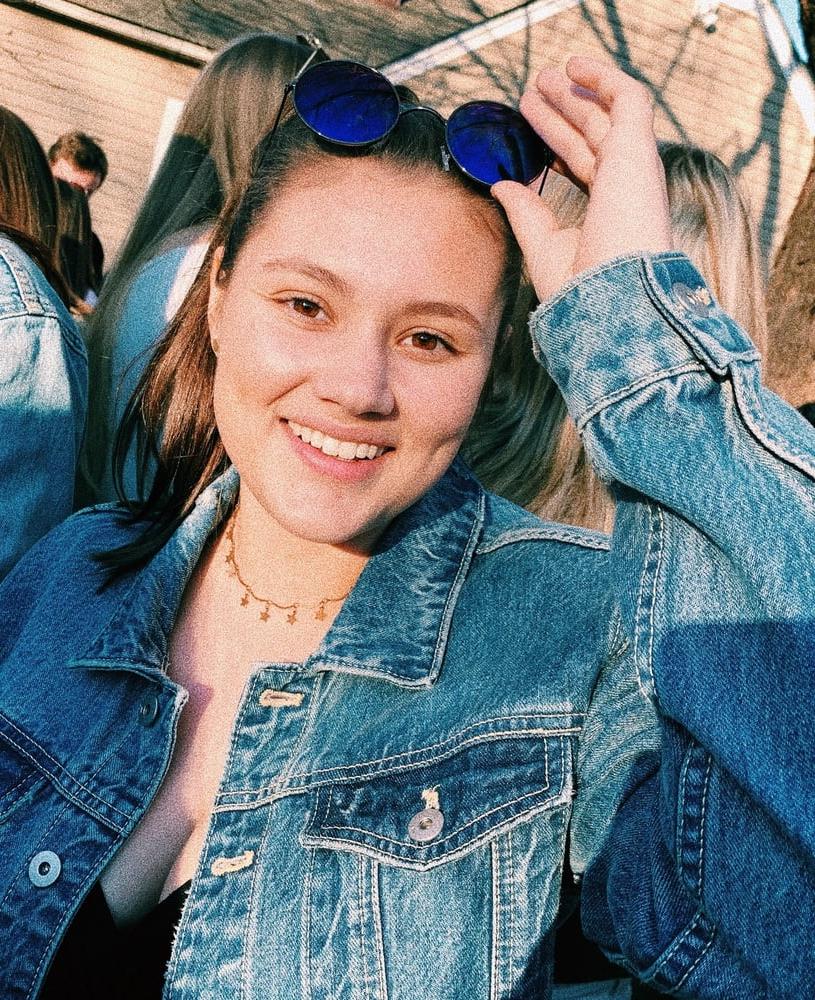 10P Busty College Slut Brianna