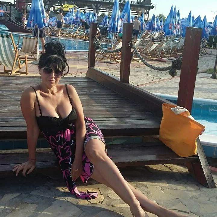 25P Serbian MILFs and Matures vol.133