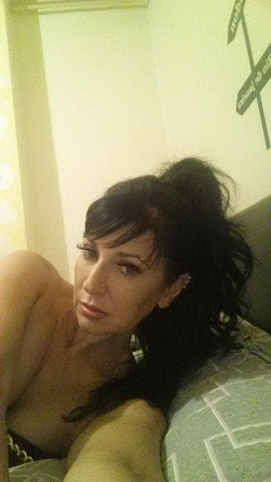 25P Serbian MILFs and Matures vol.133