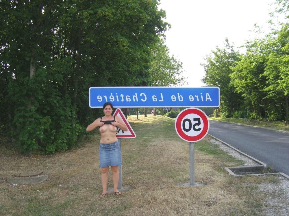 25P French Slut Fresilia