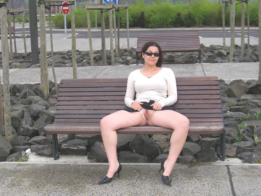 25P French Slut Fresilia