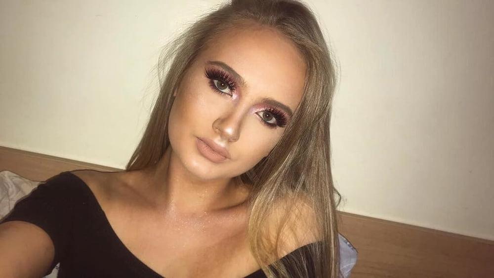 25P Thick curvy busty chav slag Georgina
