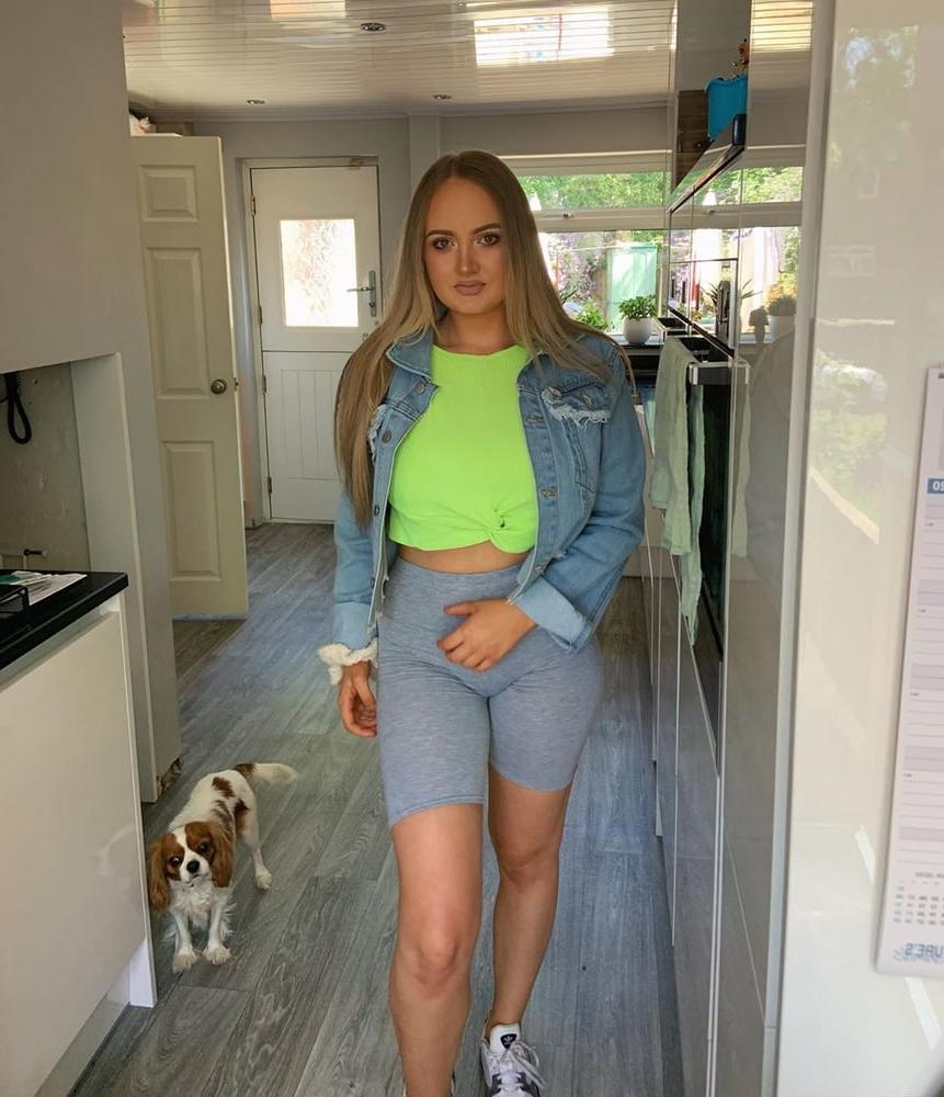 25P Thick curvy busty chav slag Georgina