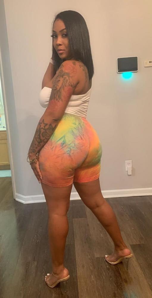 25P Sexy in heels