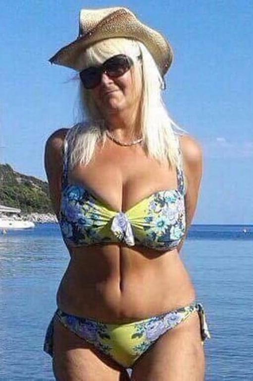 25P Mature Serbian Slut