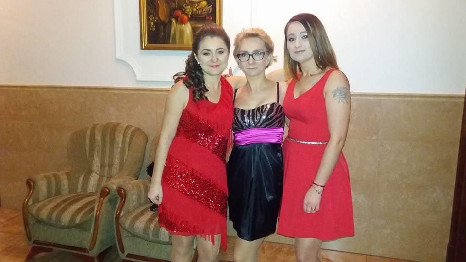 25P sexy females in tights pantyhose nylons 80