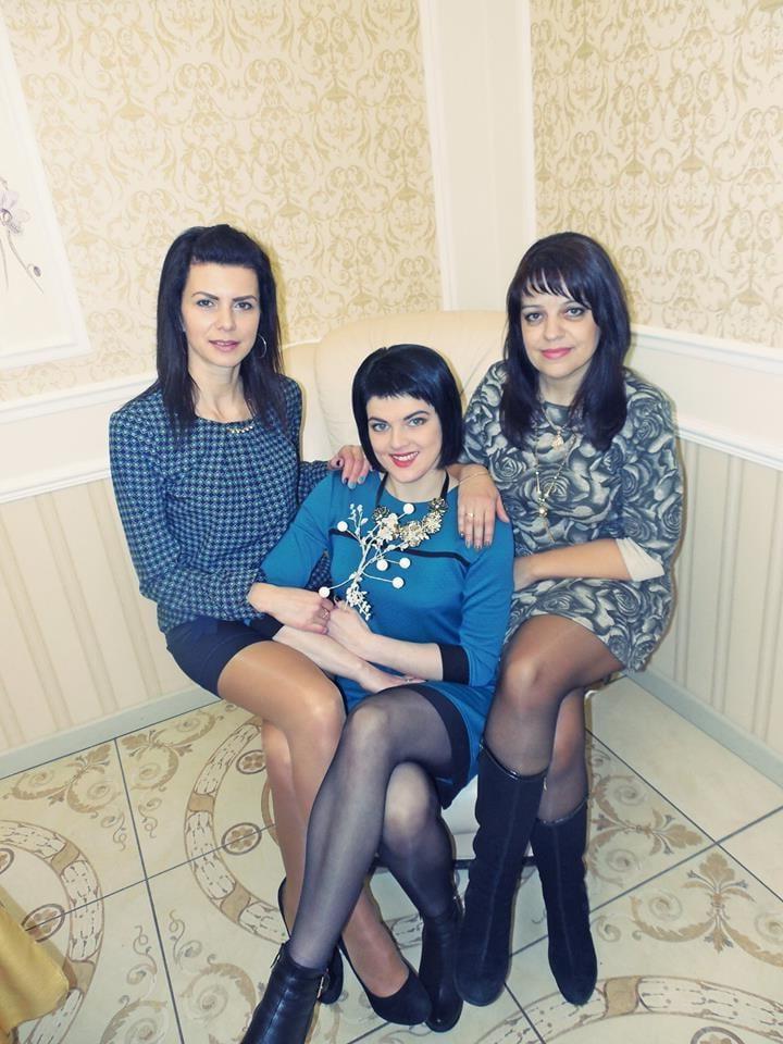 25P sexy females in tights pantyhose nylons 80