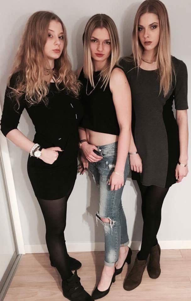 25P sexy females in tights pantyhose nylons 80