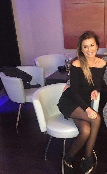 25P sexy females in tights pantyhose nylons 80