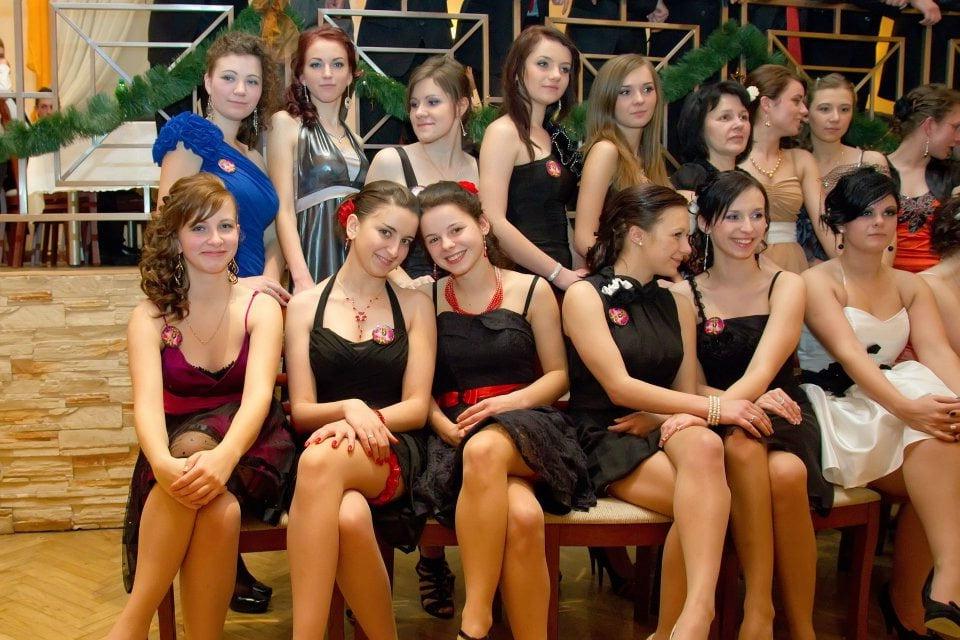25P sexy females in tights pantyhose nylons 80