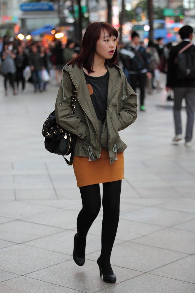 25P Street Pantyhose - Real Life Asian Cunts